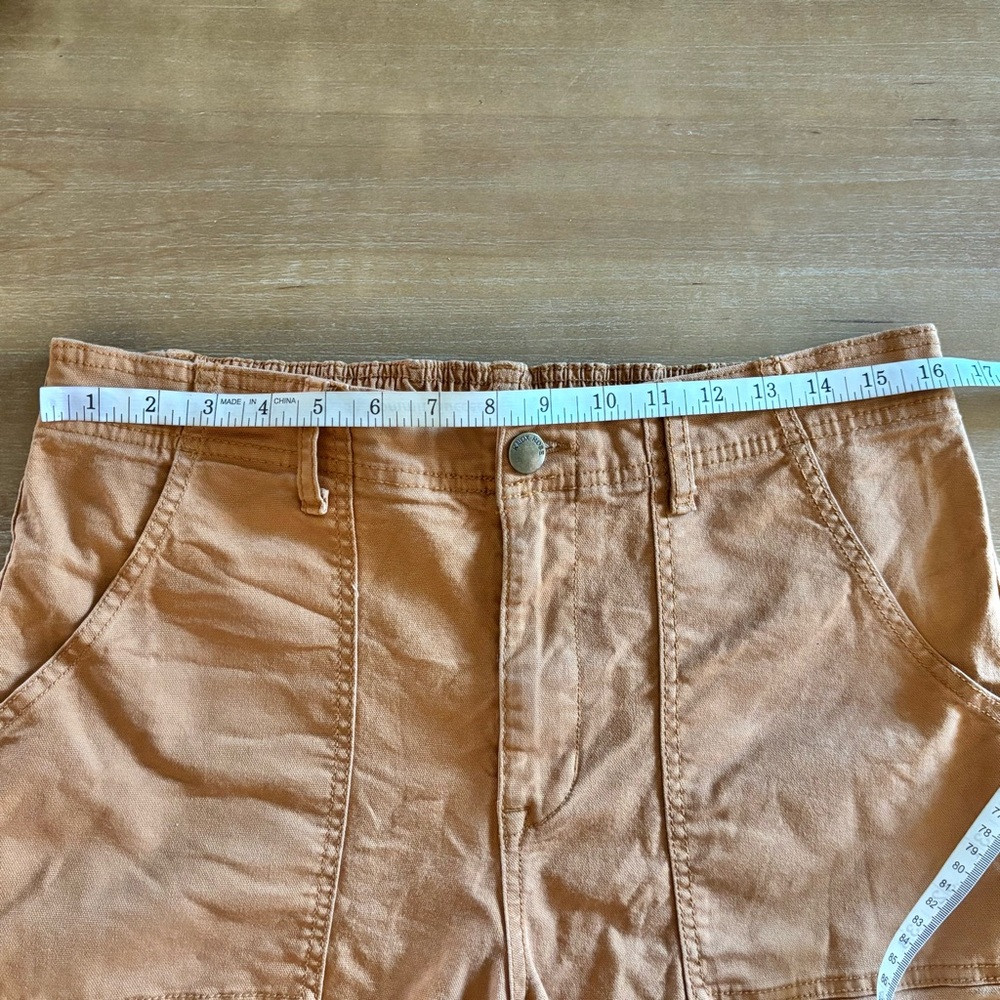 Knox Rose Elastic Waist Cargo Style Straight Leg Pants, Tan Medium - Picture 7 of 9